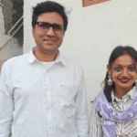 monalisa with director Sanoj Mishra