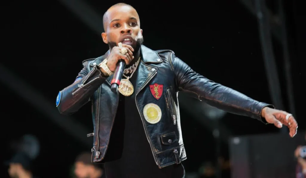 Tory Lanez Stabbed 14 Times in California Prison: A Shocking Incident That Raises Questions About Inmate Safety 2 thumb6822efd5b44253 1