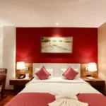 Through the Window: Jaipur Hotel Incident Sparks Traffic Jam